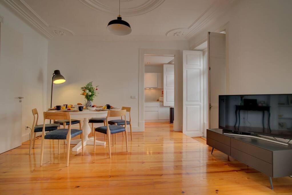 Tracey & Neill'S Place In Principe Real 리스본 외부 사진